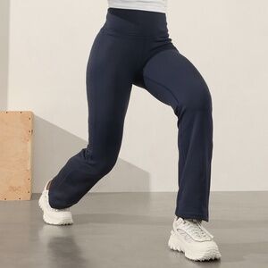 Athleta Altitude Edge Fleece Lined High Rise Winter Workout Pant Navy L New